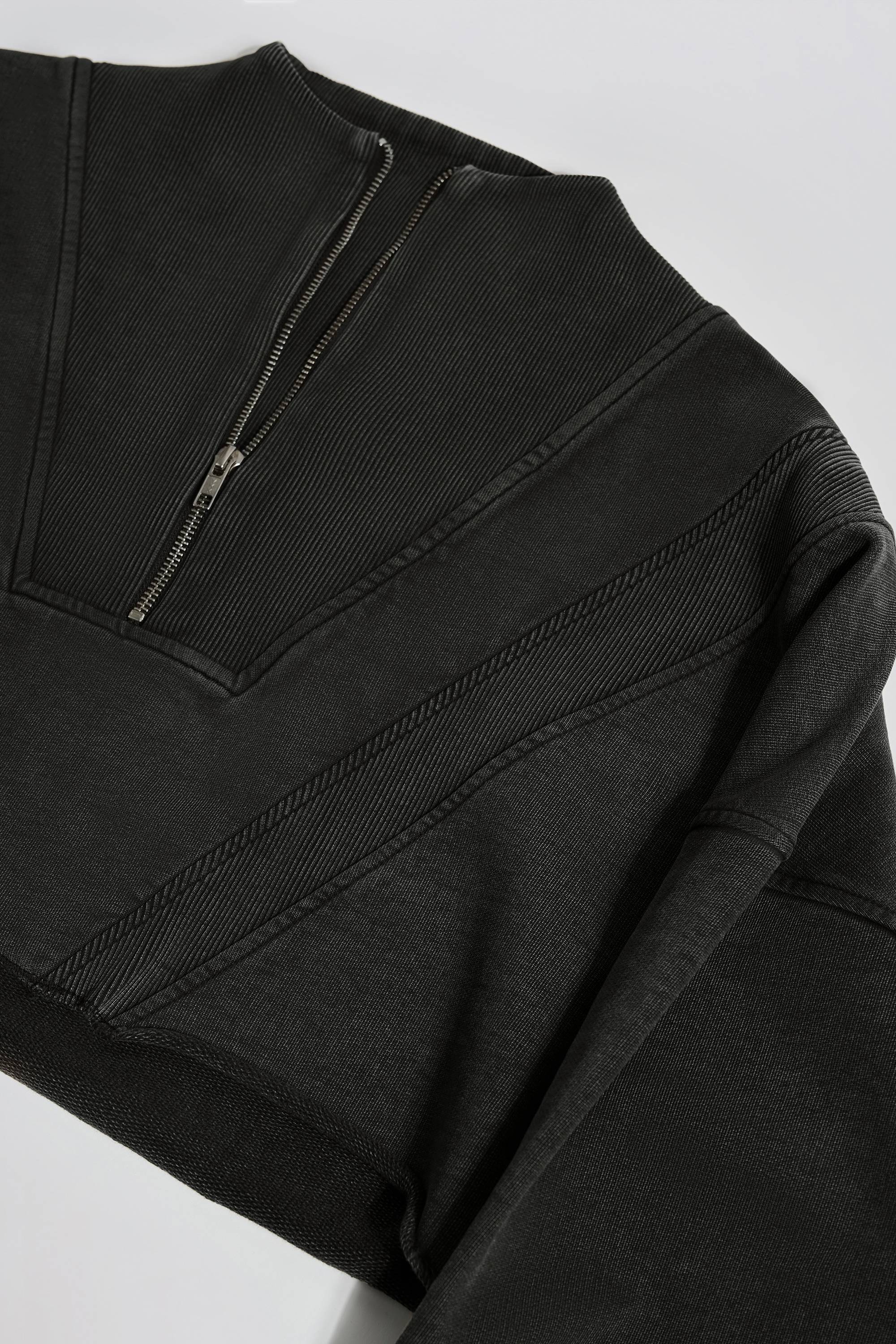 Acid Wash Cropped Sweatshirt in Ash